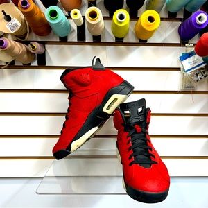 Air Jordan 6 Retro Custom Denim Sneakere